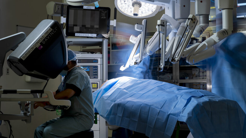 minimally invasive robotic surgery